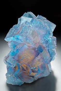 Mineral Stone Nature, Gems Stones Crystals, Crystals And Minerals, Cool Rocks And Minerals, Cool Gemstones, Minerals Aesthetic, Cristal Aesthetic, Pretty Gemstones, Geology Rocks Mineral