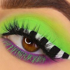 @andeedoll uses our Liquid Eyeliner Collection in 'Matte Black' for this Beetlejuice inspired eye makeup! Beetlejuice Eye Makeup, Eyeliner Collection, Disney Eye Makeup, Halloween Eyeshadow, Spooky Makeup, Crazy Eye Makeup, Holloween Makeup