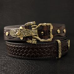 Handmade Pattern Leather Strap Littleton Cavalry Leather Belt Mens Outfit Accessories Belt Width 3.8cm,Italy cowhide first layer Please choose your waist size according size chart Example: Your waist size: 37inches Choose size "S" Western Gold Leather Belt, Golden Belt, Suspender Belt, Mens Belts, Suspenders, Leather Belt, Leather Straps, Buckle, Bracelet