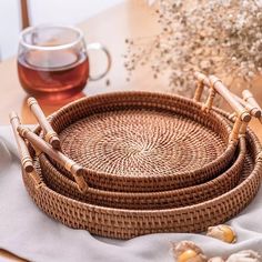 Accessories Round Rattan Tray with Handles - Living Simply House Restaurant Counter, Rattan Tray, Cake Platter, Tray Styling, Wicker Tray, Round Tray, Wood Tray, Fruit Cake, Decoration Table