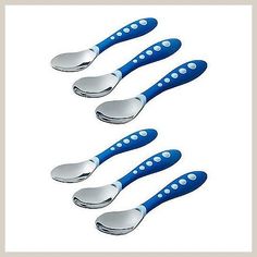 The First Essentials by NUK Kiddy Cutlery Spoons will make feeding a breeze. The Kiddy Cutlery Spoon Set includes (6) spoons with soft, comfort-grip handles that are designed for a toddler's small hands. The rest easy support helps keeps germs off the utensils and mess off the table! Mommy Tips, Eating Utensils, Chinese Soup Spoon, Stainless Steel Cutlery, Accessories Packing, Bottle Feeding