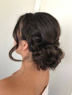 Formal Women Hairstyles, Elegant Hair For Prom, All Up Formal Hairstyles, Bridesmaid Hairstyle For Long Hair, Updo Hairstyles Homecoming, Updos For Dances, Prom Updo For Short Hair, Sophisticated Haircuts For Women, Flowy Updo