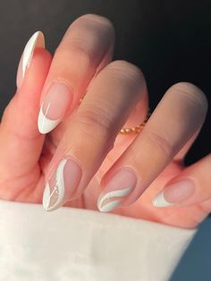 Acrylic Nails Natural, Fake Nails With Glue, Stick On Nails, Prom Nails, Classy Nails, Nail Arts, French Manicure