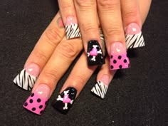 Hearts and crossbones by Oli123 Mcbling Nails, Nails 2000s, Kid Nails, Rasta Nails, Fan Nails, Kids Nails, Skull Nails, Duck Nails, Gothic Nails