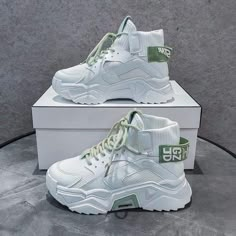 Platform Trainers, Pretty Shoes Sneakers, Cute Shoes Heels, Cute Sneakers, Hype Shoes, Girly Shoes, Naha