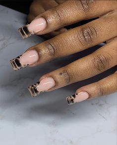 Brown Croc Nails Short, Black Croc Print Nails, Croc Nails Acrylic, Black Croc Nails, Black And Brown Nails, Croc Print Nails, Dark Skin Nail Color, Croc Nails, Black Nails Short