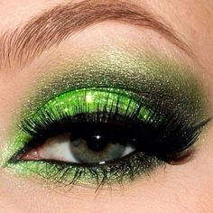 Tinkerbell Makeup, Extreme Make-up, Green Eyeshadow Look, Witch Makeup, Glitter Eye Makeup, Best Eyeshadow, Beauty Make-up, Green Eyeshadow, Hooded Eyes