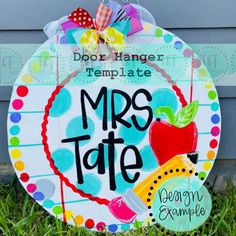 a door hanger that says mrs tate with an apple on it and the words, do not hanger template