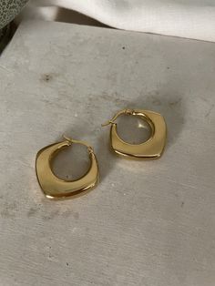 Everyday Gold Jewelry, Thick Gold Hoop Earrings, Thick Gold Hoops, Chandbali Earrings, Classic Jewelry