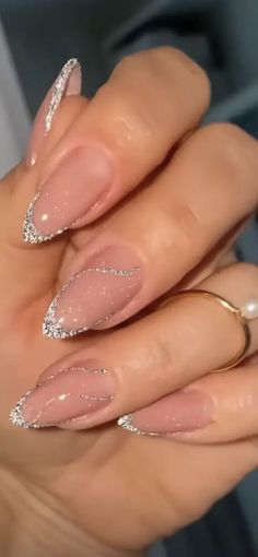 French New Year Nails 2024: 19 Chic Ideas to Welcome the Year - thepinkgoose.com Paznokcie Hello Kitty, New Year Nails, New Years Nail Designs, Formal Nails, Makijaż Smokey Eye, Shiny Nails, Sparkle Nails, Sparkly Nails, Homecoming Nails