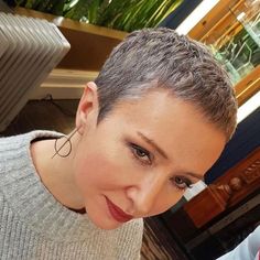 Super Short Haircuts, Chemo Hair, Crop Hair, Really Short Hair, Very Short Haircuts, Short Hair Pixie Cuts, Gray Hair Cuts, Short Sassy Hair