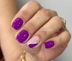 Nail Parlour, Cat Eye Nails Polish, Golden Nails, Maroon Nails, Gold Nail Designs, Short Nails Art, Pretty Nail Art Designs