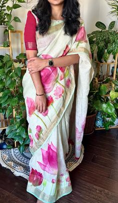 pure organic linen with pattern blouse Blouse Designs For Printed Sarees, Printed Saree Blouse Design, Pattern Blouses For Sarees, Linen Saree Blouse Designs, Linen Blouse Designs, Long Frok, Saree Colours, Plain Blouse Designs, Casual Blouse Designs