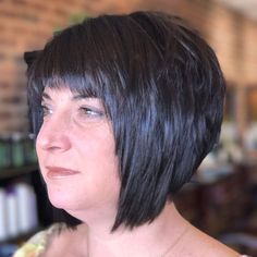 Kids Bob Haircut, Short Angled Bobs, Asymmetrical Bob Haircuts, Inverted Bob Hairstyles, Messy Bob Hairstyles, Bob Hairstyles For Thick