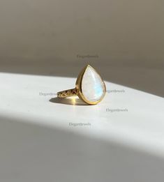 Moonstone Ring Moonstone Wedding Ring, Pomellato Ring, Etsy Wedding Rings, Rainbow Moonstone Ring, Moonstone Ring, Ring For Women, Pear Cut, Rainbow Moonstone, Rings Statement