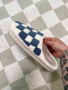 Get ready to cozily strut around your home in these Periwinkle Checkered Slippers! Whether you're lounging or running errands, their ultra soft and cozy feel will keep your feet happy all year round. Available in sizes 7 to 10. These slippers run very TRUE TO SIZE.If you are between sizes, I recommend sizing up!For reference: I wear a 7.5 and the 8 fit me perfectly! Winter Comfortable Slippers With Soft Texture, Comfortable Winter Slippers With Soft Texture, Soft Casual Slippers With Snug Fit, Soft Snug Slippers For Casual Wear, Comfy Slippers With Cushioned Footbed For Loungewear, Soft Comfortable Winter Slippers, Comfy Soft Slippers For Lounging, Comfortable Lounging Slippers With Soft Texture, Soft Snug Casual Slippers