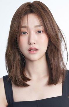 Middle Length Hair, Korean Hairstyles, Korean Short Hair, Asian Short Hair, Medium Short Hair, Shot Hair Styles, Short Straight Hair, Haircuts For Medium Hair, Haircuts Straight Hair