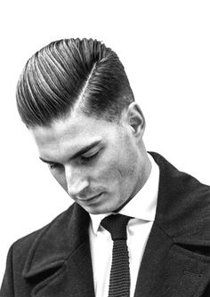 The Classic Undercut - Undercut Hairstyles For Classy Men Hair Styles Professional, Haircutting Techniques, Professional Hairstyles For Men, Classic Mens Hairstyles, Long Hair Cut, Professional Haircut, Best Haircuts For Men, Classic Haircut