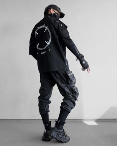 Streetwear Cyberpunk, Tech Wear, Worth The Wait, Im In Love, Cyberpunk, Street Wear, How To Wear, Quick Saves