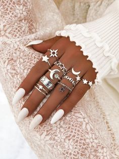 Hand Jewelry Rings, Unghie Sfumate, Dope Jewelry, Finger Rings, Cute Rings, Pretty Rings, Fashion Ring, Hand Jewelry, Best Acrylic Nails