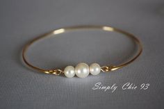 Gold Pearl Bangle As Gift, Gold Pearl Bangle For Gift, Gold Pearl Bangle Perfect As A Gift, Jewerly Bracelets, Gifts For Girlfriend, Pearl Bangle, Gold Armband, Bridal Bracelet, Gold Bangle Bracelet