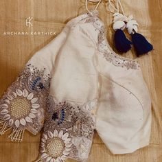 #Trending: Sea-shell Blouses Are Stealing The Limelight For All The Right Reasons | WedMeGood Kurti Embroidery, Saree Blouse Neck Designs, Wedding Saree Blouse Designs, Maggam Works, Blouse Designs Indian