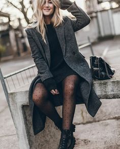 Polka Dot Tights Outfit, Polka Dot Tights, Beautiful White Dresses, Looks Black, Tights Outfit, Street Style Outfit, Fall Winter Outfits, Favorite Dress