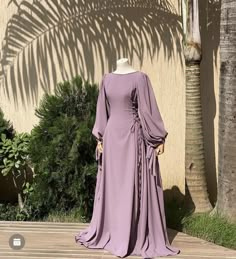 Long Elegant Dresses Classy, Elegant Ball Dress, Pretty Abayas, Islamic Dresses, Islamic Fashion Dresses, Stile Hijab, Fashion Top Outfits, Mode Abaya