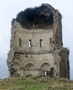 an old building that looks like it has been destroyed