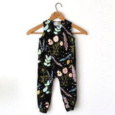 Hand Printed Organic Sleeveless 'All in One' door thiefandbanditkids Dungarees Pattern, Baby Mode, Black Baby, Sleeveless Rompers, Mini Fashion, Dungarees