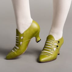 Do you have a witch itch that needs scratching? We have the perfect shoes for you! If you yearn to live in music and a flash of color, the Endora Victorian Witch shoes offer incredible styling, a perfectly-balanced and curvaceous French heel, and adjustable button closure for your unique fit. Reproduced based on an original 1890s example in the Shoe Icons collection, Endoras are sure to turn heads. Wear them with anything 1890s through 1925, with Lolita, Gothic, and Very Dark Academia fashion, o Arsenic Green, Asoiaf Fashion, Funky Footwear, Victorian Witch, Weird Shoes, American Duchess, Historical Shoes, Witch Shoes, Cable Reel