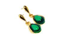 Discover this delicate fabulous earrings meticulously handcrafted with sterling silver covered 18ct. gold and natural malachite.This elegant earrings suitable for both everyday wear and special evenings. To ensure the longevity of your cherished jewelry, follow these care instructions: Gently wipe with a soft, clean cotton cloth, avoiding soaking in water and contact with soaps, detergents, perfume, or hair spray. Yours beautiful earrings will be lovingly presented in a delightful gift bag, maki Malachite Earrings, Malachite Jewelry, Green Malachite, Clean Cotton, Hair Spray, Earrings Green, Elegant Earrings, Earrings Gold, Beautiful Earrings