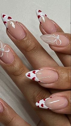 Paznokcie Hello Kitty, Kutek Disney, Nagel Tips, Smink Inspiration, Nail Designs Valentines, Casual Nails, Makijaż Smokey Eye, Almond Nails Designs