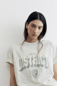 Поиск Ss 2024, Printing Design, Sport Shirt, Fashion 2024, 로고 디자인, Graphic Image, Scandinavia, Sports Shirts, Baby Tee