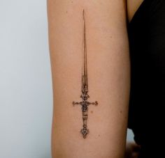 Three Of Swords Tattoo Dainty, Sjm Tattoo Sleeve, Rapier Tattoo, Gothic Dagger Tattoo, Dagger Finger Tattoo, Arya Tattoo, Goldryn Tattoo, Dagger Tattoo Women, Sao Tattoo