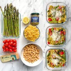 the before and after images show how to make pasta in glass containers with asparagus