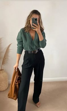 Corporate Girly, Business Fits, Office Fits, Business Clothes, Business Casual Outfit, Office Casual Outfit, Casual Outfits For Work, Professional Outfits Women, Business Outfits Women