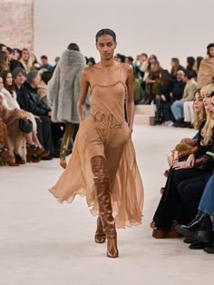 Winter 2024 Runway | Chloé US 2024 Runway, Fall Runway, Runway Outfits, Fashion Forecasting, Midi Skirts, New Fashion Trends, Boutique Online, Runway Collection