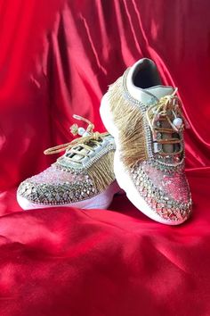 Shop for Chal Jooti Gold Synthetic Leather Gilded Tsarina Embellished Wedding Sneakers Online at Aza Fashions Bridal Shoes Wedges, Fancy Sneakers, Wedding Shoes Sneakers, Indian Wedding Shoes, Quirky Shoes, Bridal Sneakers, Indian Shoes, Shoe Makeover, Golden Crystal