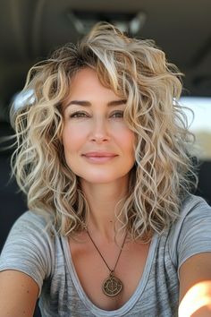 Naturally Curly Long Bob Haircuts, Womens Perms 2024, Messy Hairstyles Medium Hair, Layered Bob For Curly Hair, Women’s Short Hair Cuts, Curly Hairstyles For Women Over 50, Medium Length Hair With Layers Curly, Perm Hairstyles For Women, Curly Bobs For Older Women