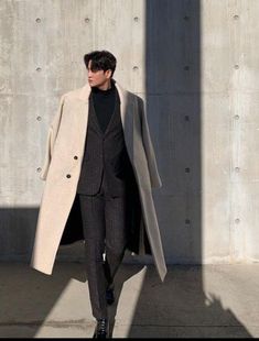 Classy Outfits Men Winter, Mafia Outfits Men, Korean Men Fashion, Korean Suit, Sustainable Brands, Mens Trendy Outfits, Street Style Outfits Men