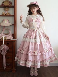 This price includes a JSK and a waist belt.   	 		 			Size 			S 			M 			L 		 		 			Bust 			83-92 			87-96 			91-100 		 		 			Waist 			68-77 			72-81 			76-85 		 		 			Full Length 			125 			126 			127 		 		 			Hem Circumference 			425 			425 			425 Kawaii Dress Casual, Pink Lace Outfit, Pink Kawaii Dress, Coquette Dresses, Pink Doll Dress, Kei Fashion, Classic Lolita, Jumper Skirt, Kawaii Dress