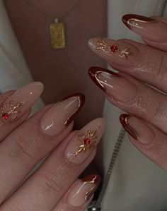 Red And Gold Nails, Nagel Tips, Acrylic Press On Nails, Classy Acrylic Nails, Red Nail, Nail Swag