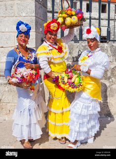 Cuban Dresses, Cuba Outfit, Havana Style, Cuba Fashion