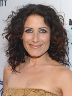 Curly Hair Hairstyles - How to Style Curly Hair - Redbook Impossible Hair, Best Hairstyles For Curly Hair, Women Curly Hairstyles, Lisa Edelstein, Julianna Margulies, Curly Hair Hairstyles, Cute Looks, Hair Styles 2014, Mom Hairstyles