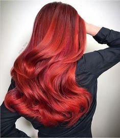 Warm Red Hair, Guy Tang Hair, Red Hair Color Shades, Stylish Hair Colors, Dyed Tips, Hair Colour Design, Hair Dye Tips, Shades Of Red Hair, Dyed Red Hair