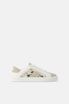 Studded Sneakers, Print Sneakers, All About Shoes, Shoe Obsession, White Sneakers, Golden Goose Sneaker, Nice Shoes, Womens Shoes Sneakers