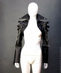 Leather Bolero, Futuristic Fashion, Bolero Jacket, Mode Inspo, Biker Style, Character Outfits, Art Clothes