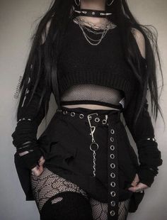 Gothic Edgy Outfits, Fashion Outfits Alternative, Goth Pencil Skirt, Alt Egirl Outfits, Goth Outfit Ideas Women, Hot Goth Outfits Plus Size, Casual Egirl Outfit, Womens Gothic Fashion, Hurt Asethics