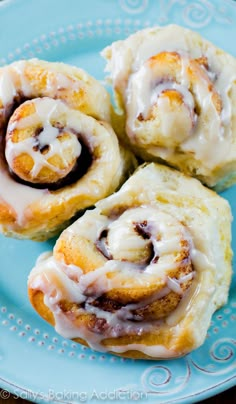 Easy Cinnamon Rolls (from scratch). - Sallys Baking Addiction Homemade Cinnamon Rolls Easy, Rolls From Scratch, Easy Cinnamon Rolls, Cinnamon Rolls From Scratch, Cinnamon Roll Recipes, Chicken Honey, Cinnamon Rolls Easy, Orange Rolls, Sally's Baking